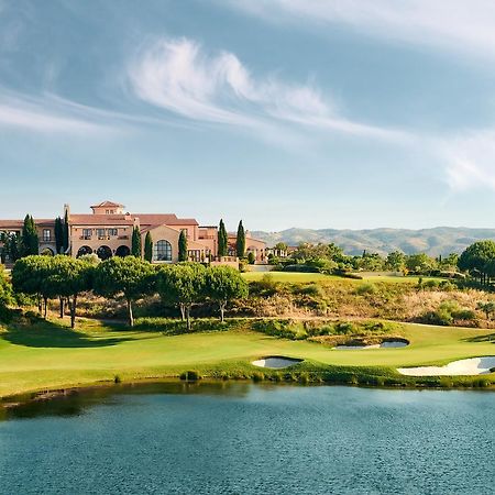 فندق فيلا نوفا دي كاسيلافي  Monte Rei Golf & Country Club المظهر الخارجي الصورة